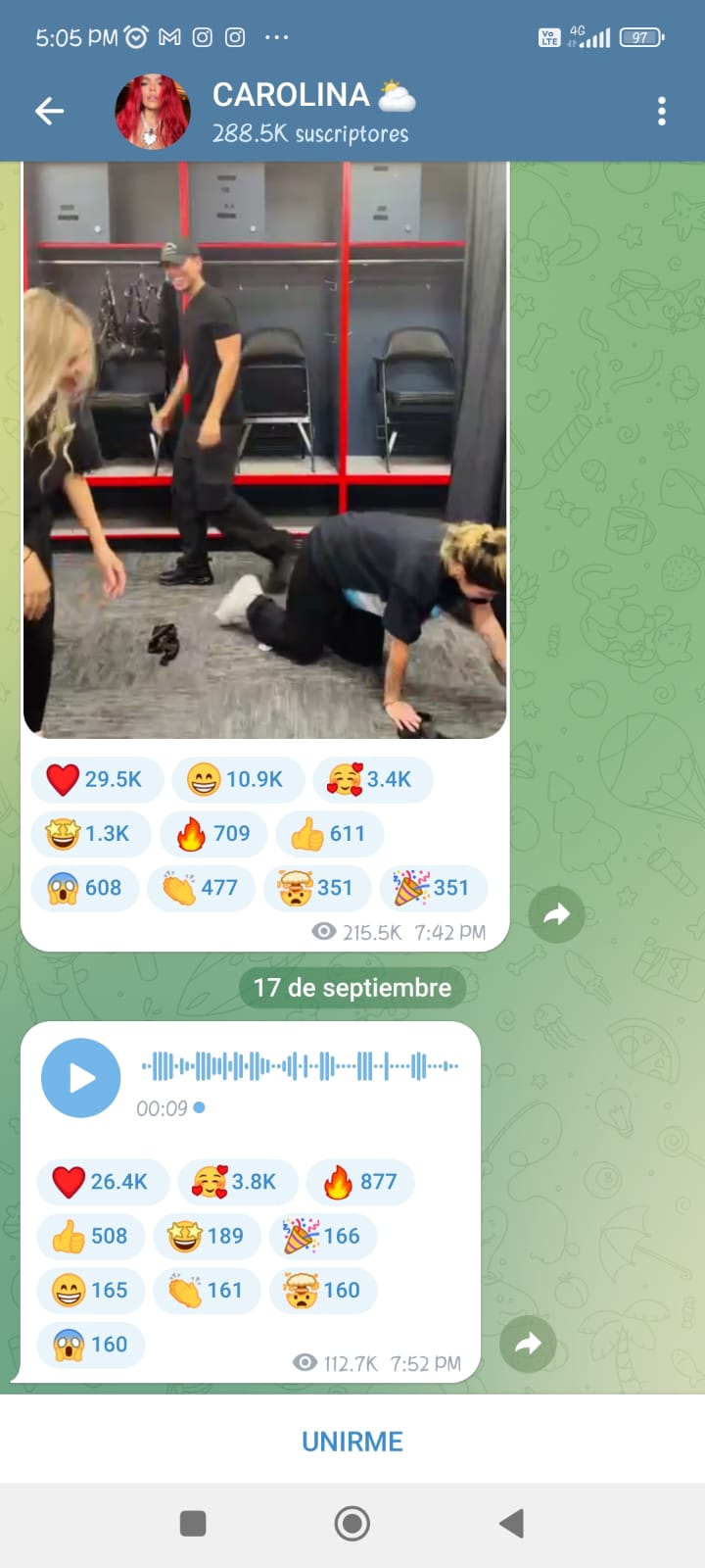 Karol G y su estrategia de un chat privado y limitado