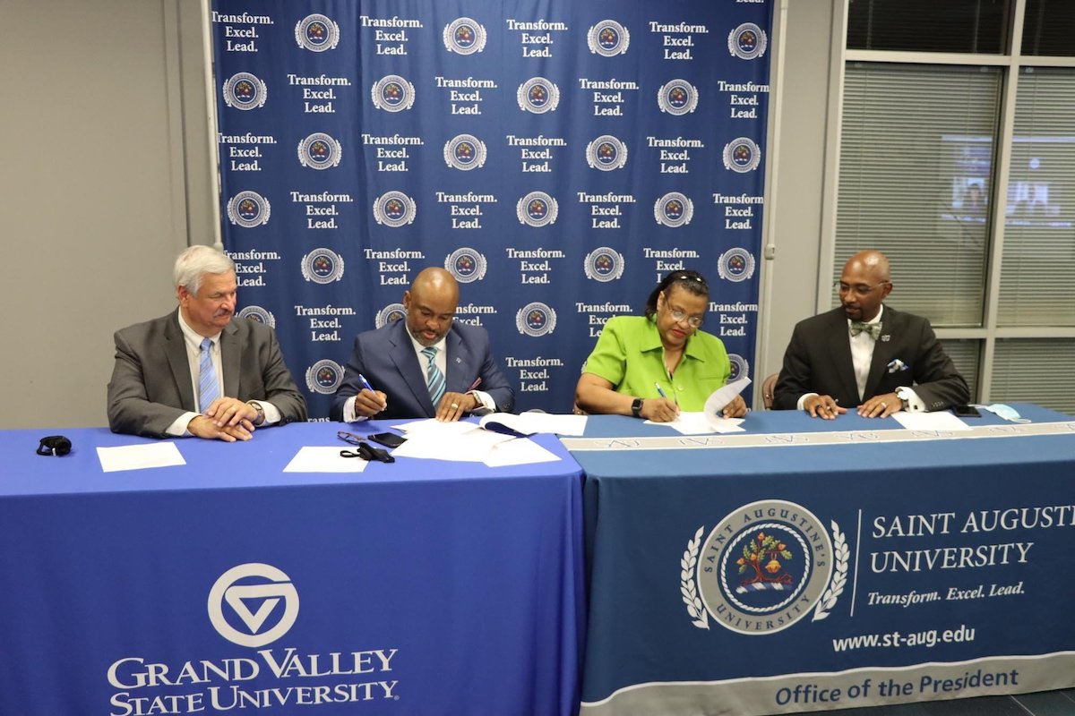 SAU Signs Articulation Agreement with Grand Valley State University's