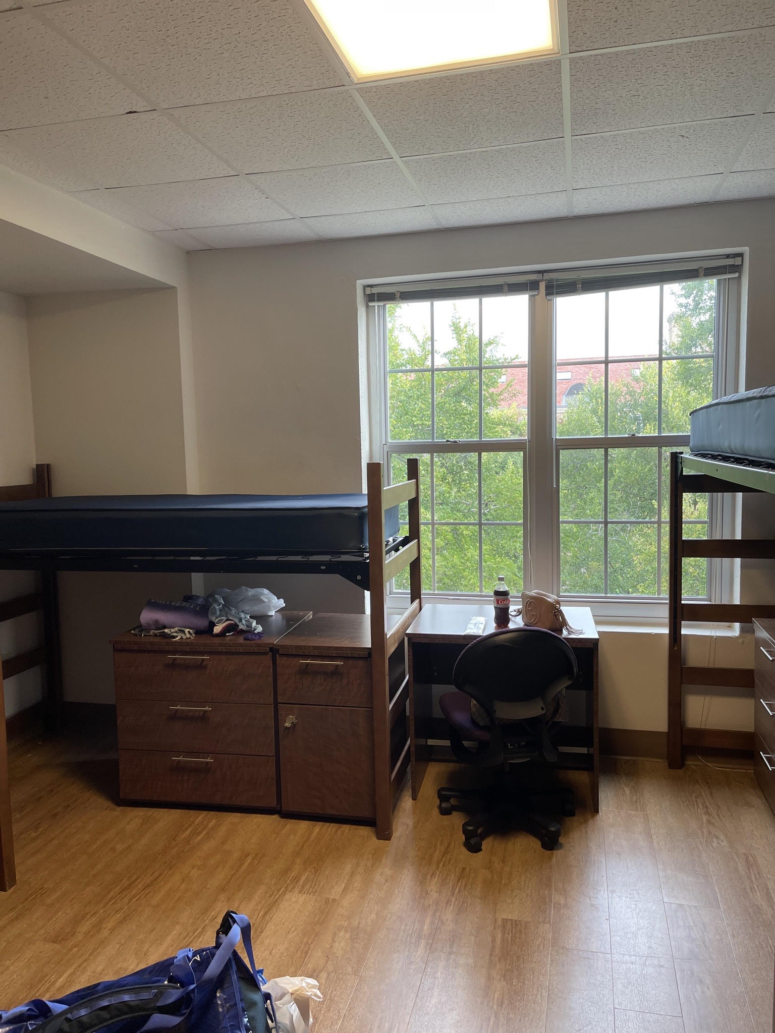 8 Tips to Organize your Dorm Room