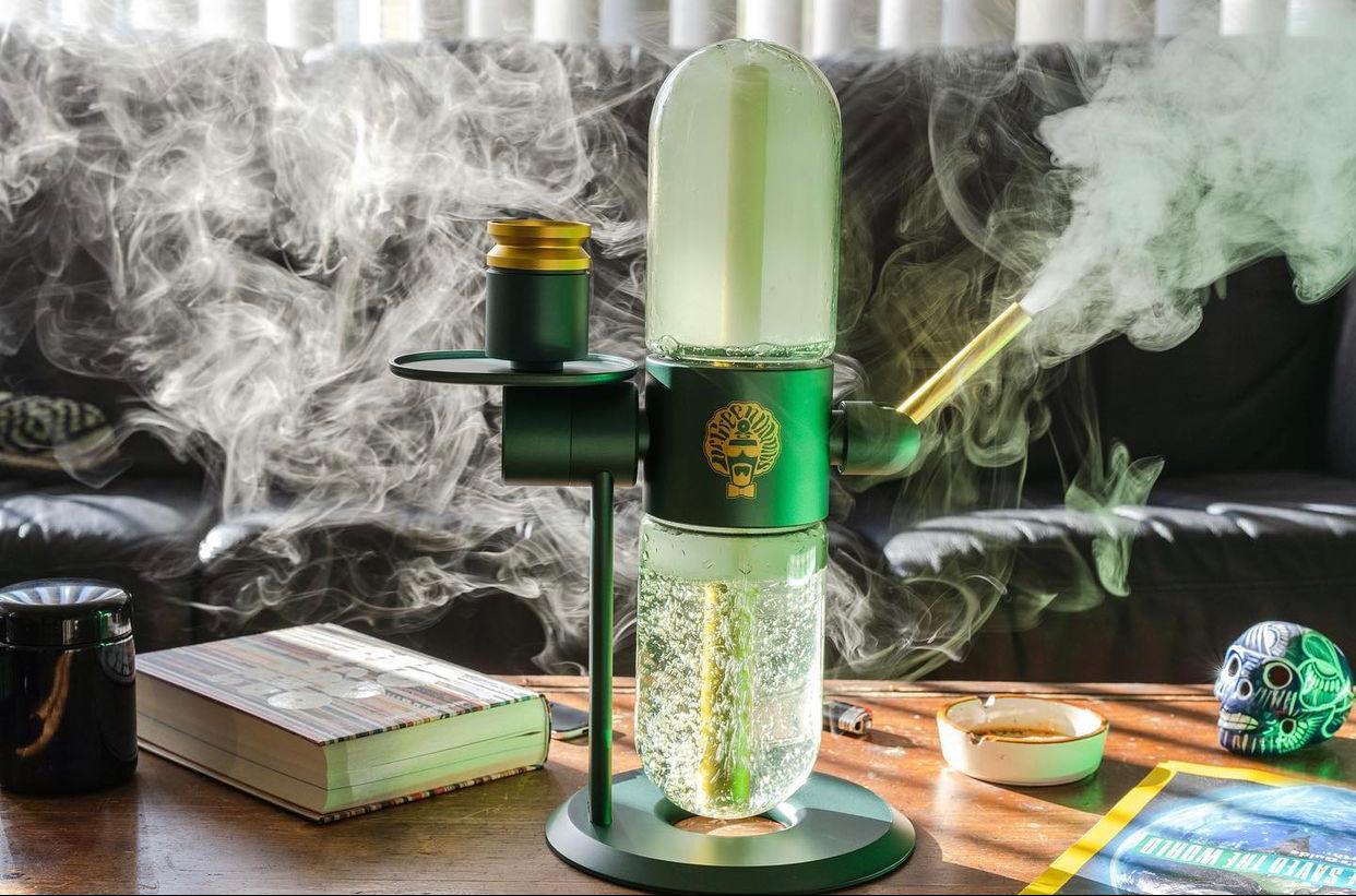 Get High AF With This Masterpiece Gravity Bong ADNARCHIST