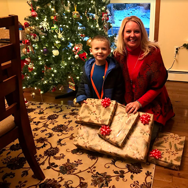 Christmas 2020 Adopt a Single Mom Project