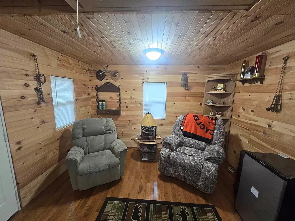 60 acres! Charming Rustic hunting cabin w/ power. Great views. 179,900 Adorable Living Spaces