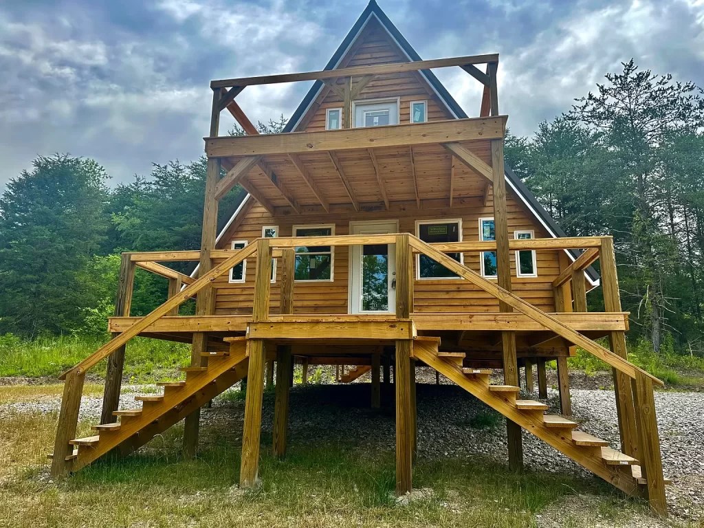 AFrame Cabin Home in McKee, Kentucky (109,000, 5.32 Acres