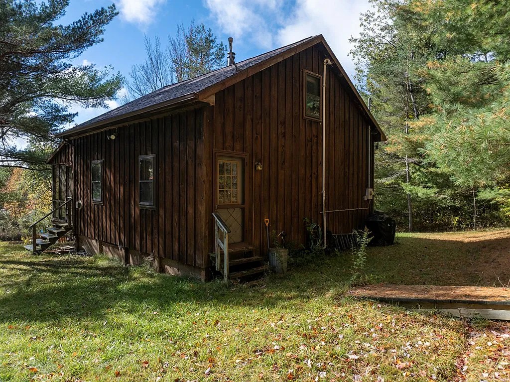Charming Cabin with Stocked Pond on 5.22 Acres. 139,000 Adorable