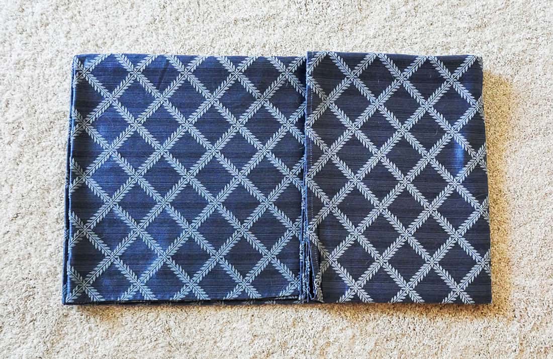 How I Fold a Rectangular Tablecloth A StepbyStep Guide Adorn the Table
