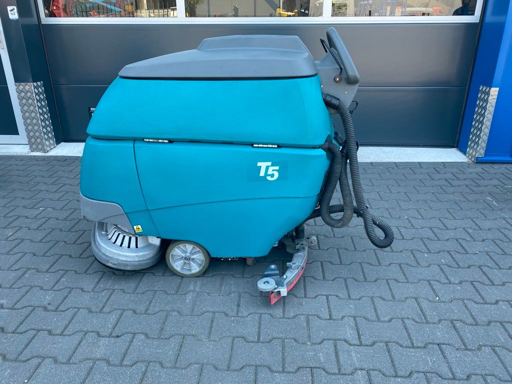 Tennant T5 - Adprogroup.cz