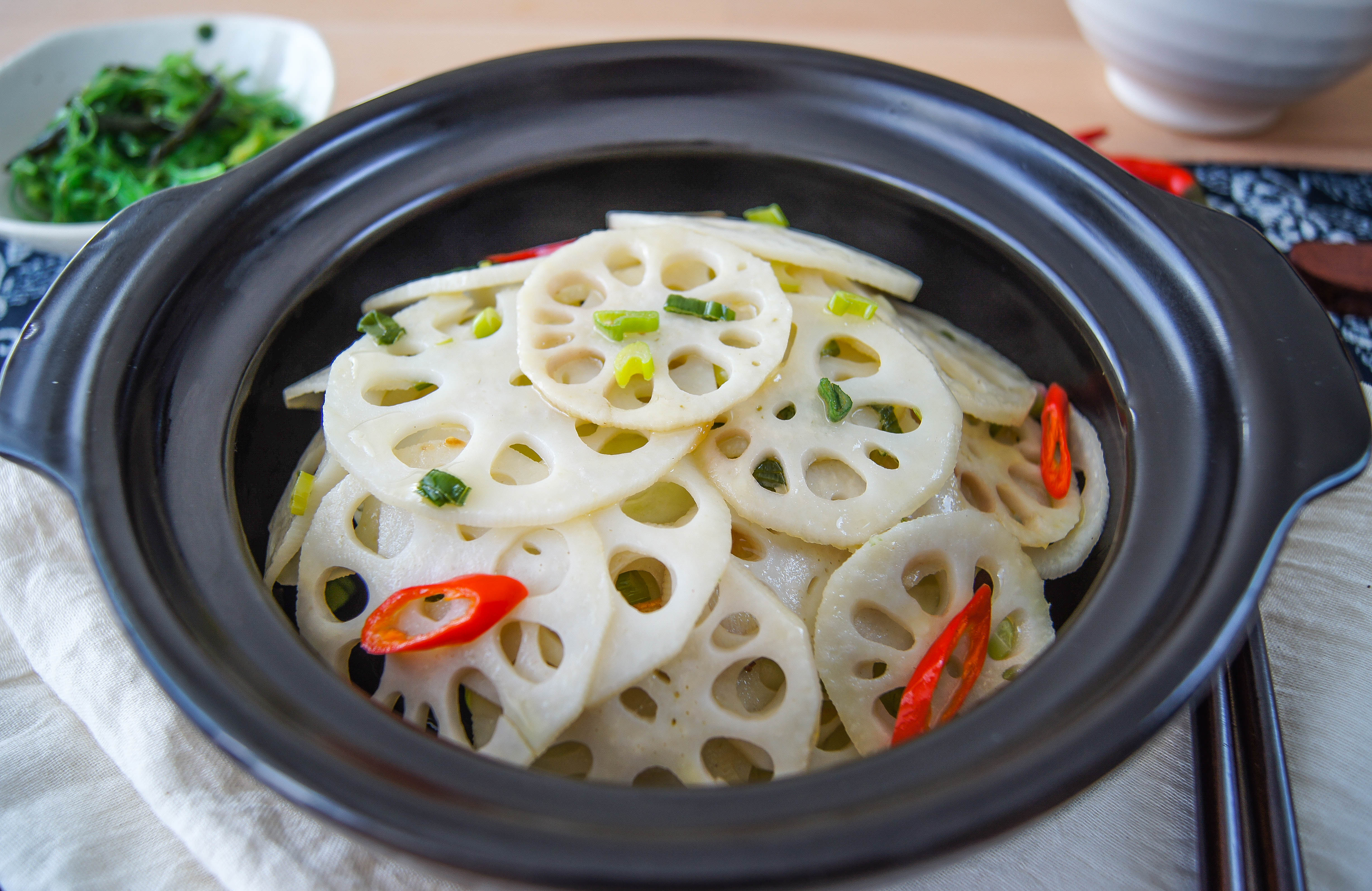 Hot and Sour Lotus Root Slices