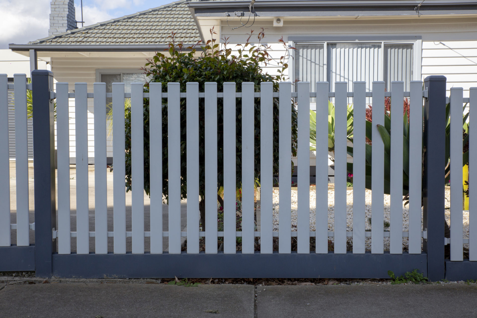 Picket Fencing Ballarat Adroit Fencing and Gates