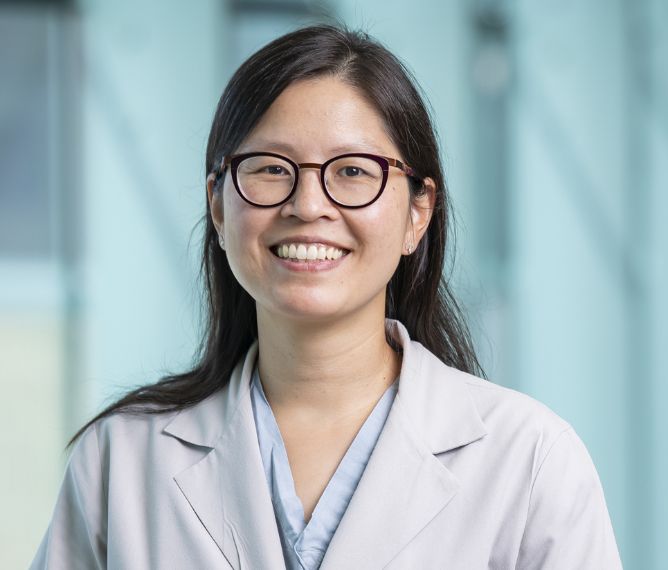 Dr. HsinYi Chang Dr. John Cheregi [Advanced Bariatrics] Barrington, IL
