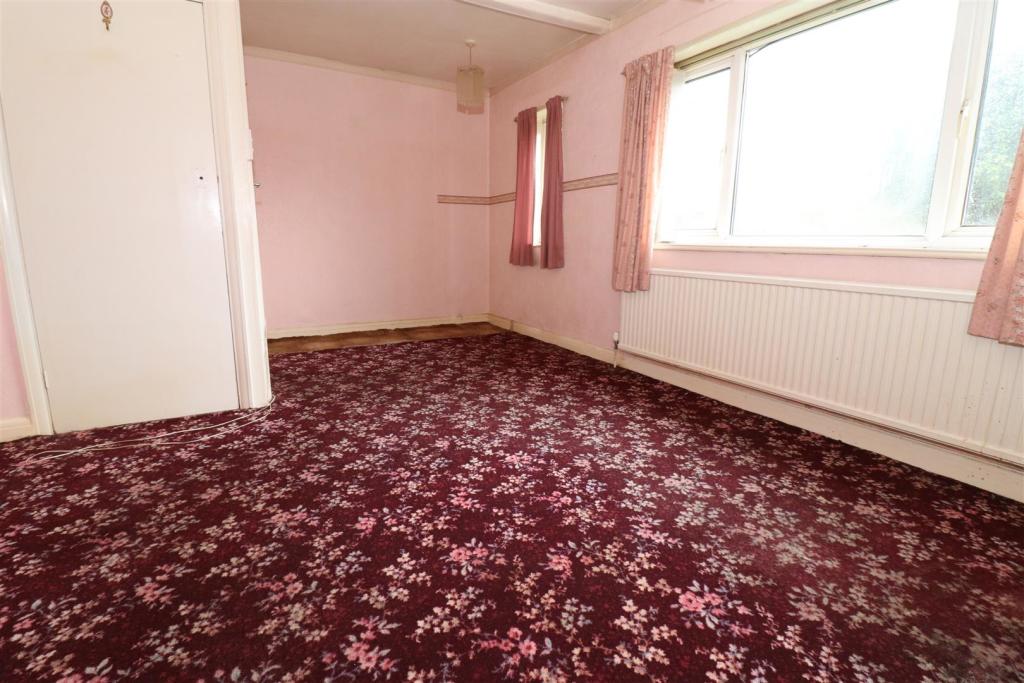 Watty Hall Road, Wibsey, Bradford, West Yorkshire, BD6 3AP » Advanced