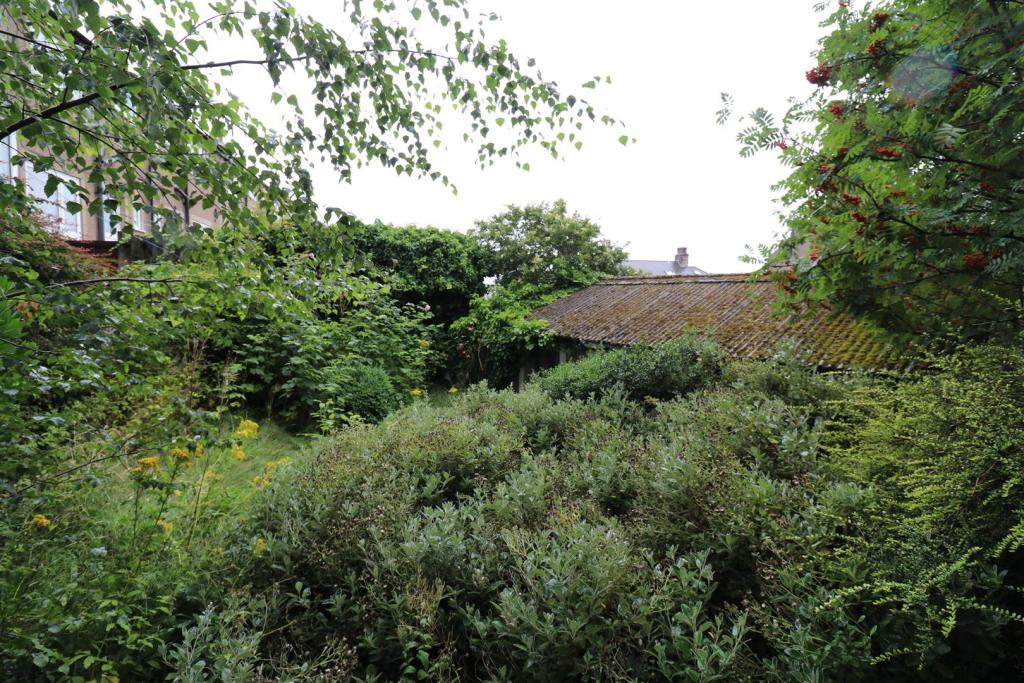 Watty Hall Road, Wibsey, Bradford, West Yorkshire, BD6 3AP » Advanced
