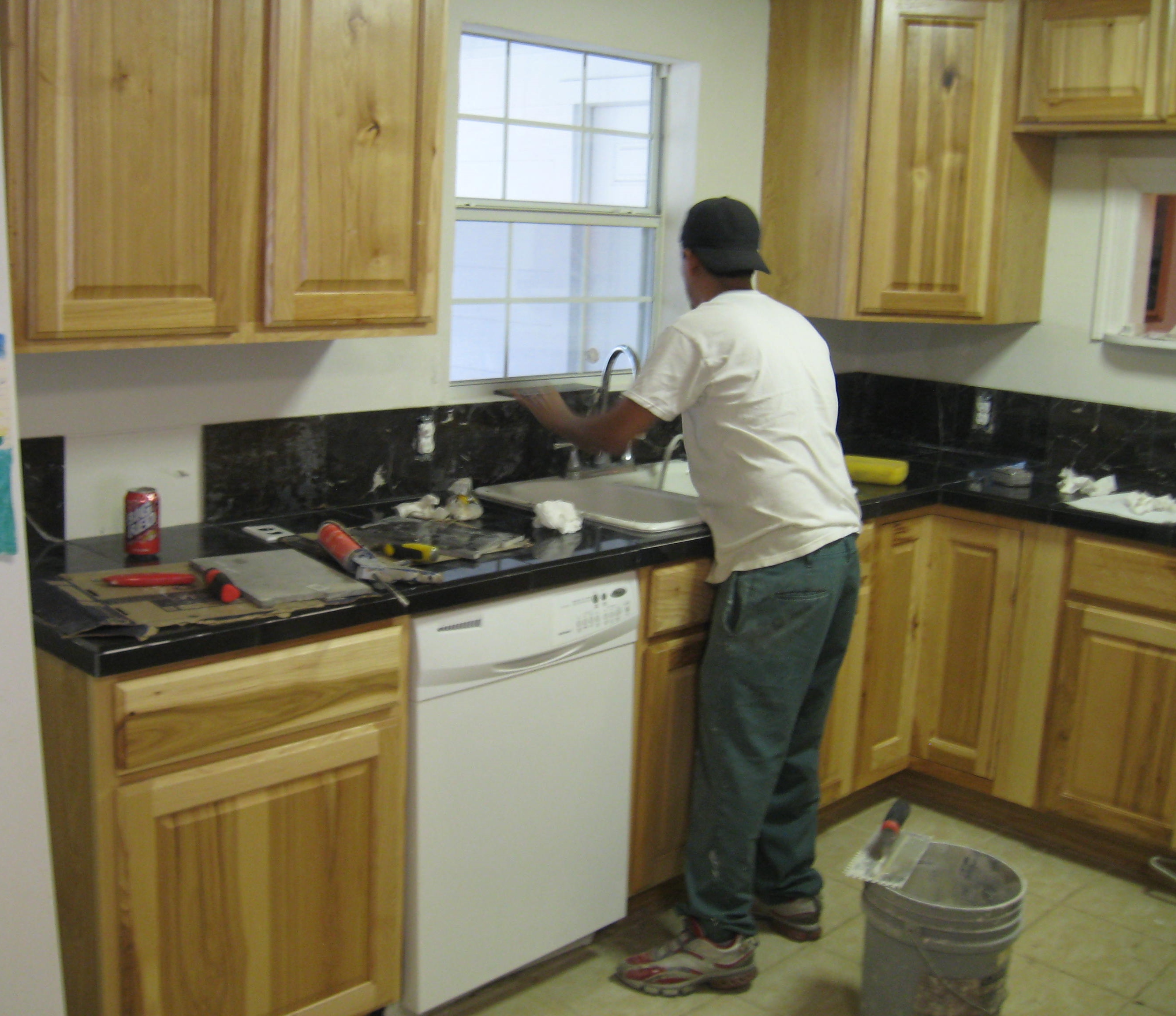 Advanced Quality Remodeling & Foundation Repair Kitchen and counters