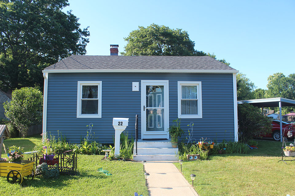 60 Off Vinyl Siding in New London County!