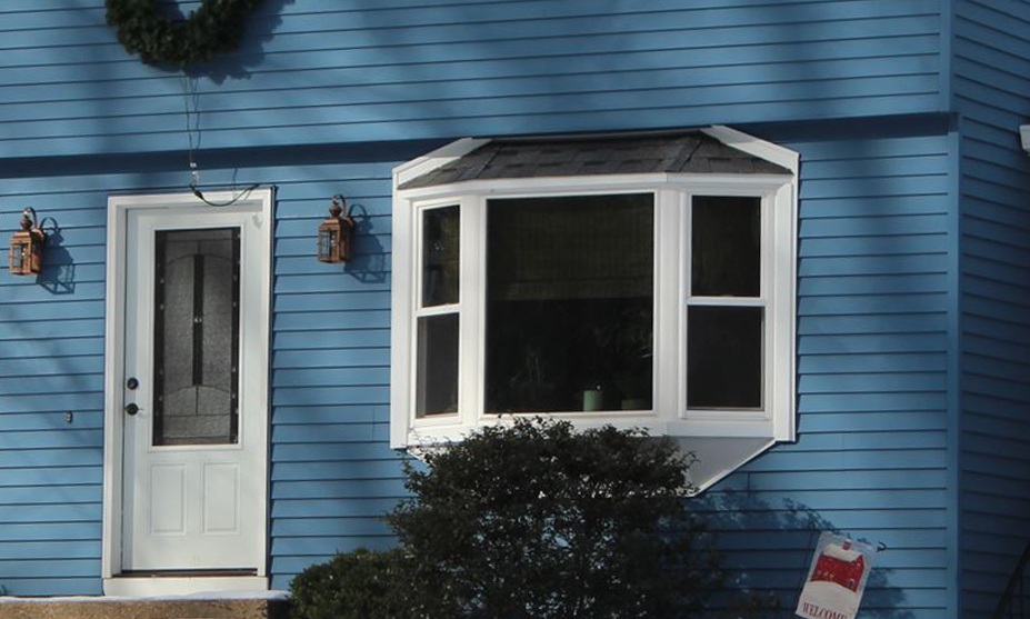 Vinyl Replacement Windows in Pomfret, Connecticut