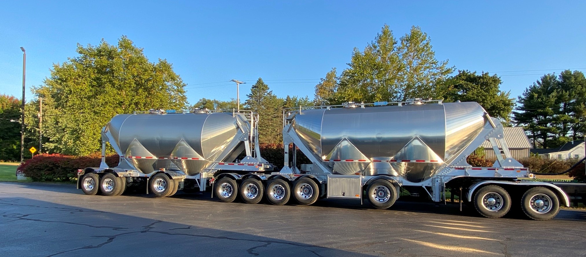 Dry Bulk Trailers