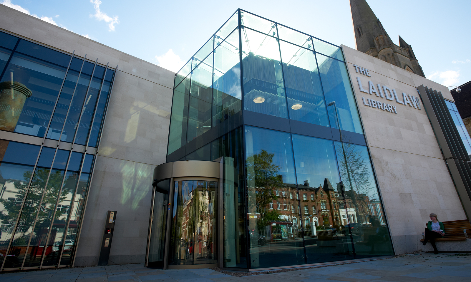 University of Leeds The Laidlaw Library AdvaNova