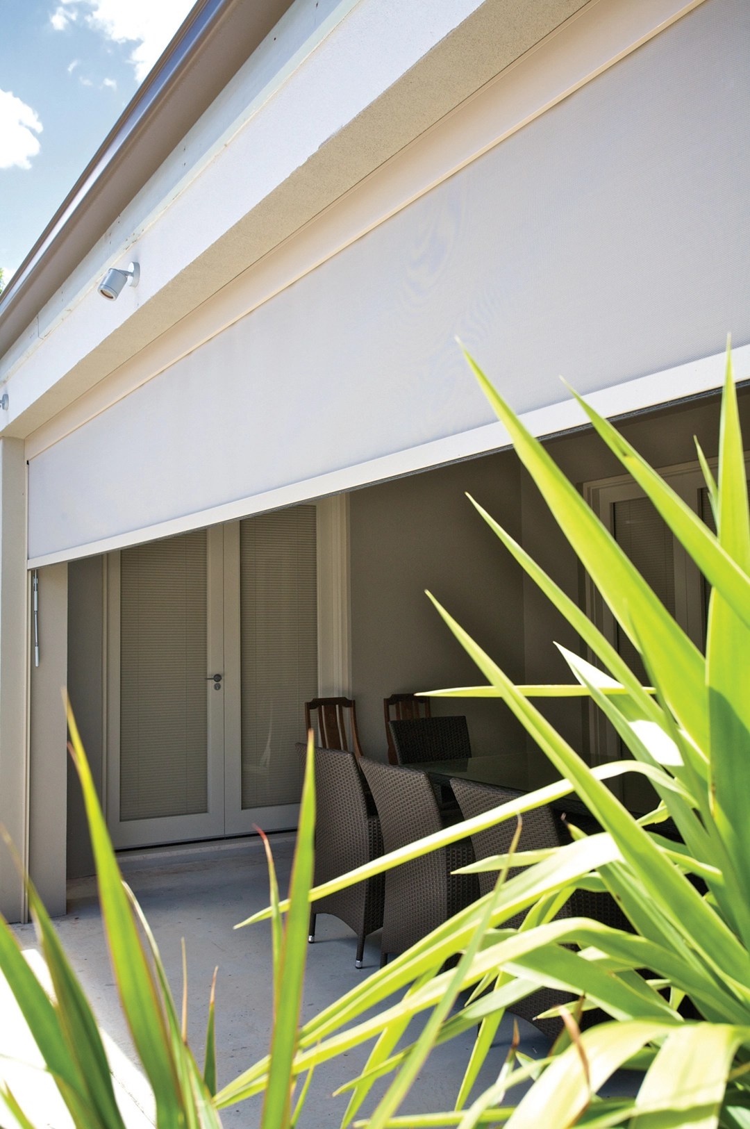 Featured Products & News Advantage Screens & Blinds