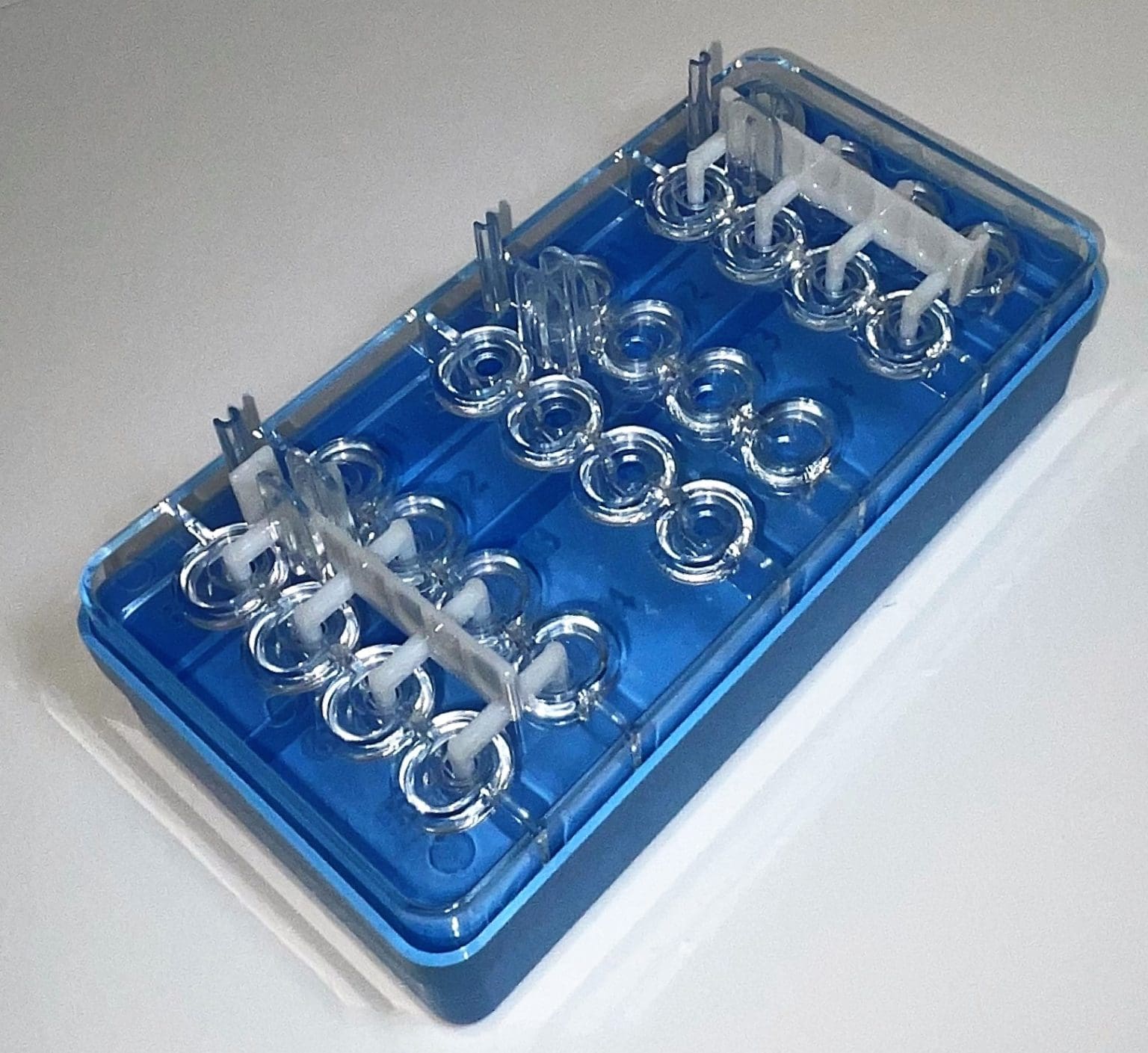 Plastic Medical Devices Thermoplastics vs. Thermoset AdvanTech