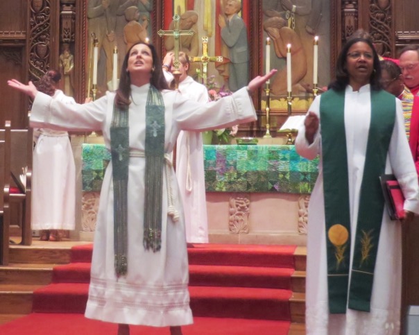 What Does the Bible Actually Say About Women Pastors? Advent Messenger