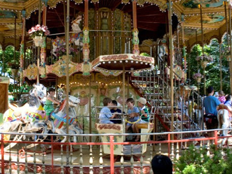 Merry Go Round – Adventureland Amusement.