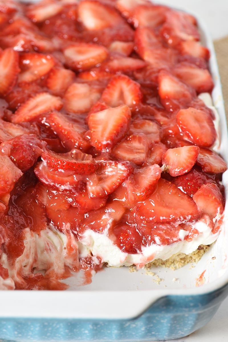 Strawberry Yum Yum Dessert with NoBake Dream Whip Filling Adventures