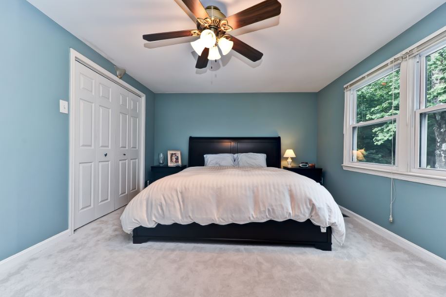 Beautiful, Sunny Fox Mill Estates 4/3 For Sale Advon