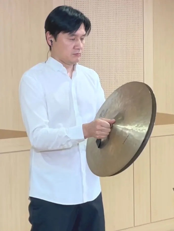Ed Choi Cymbal Selection in the Orchestral Literature Zildjian