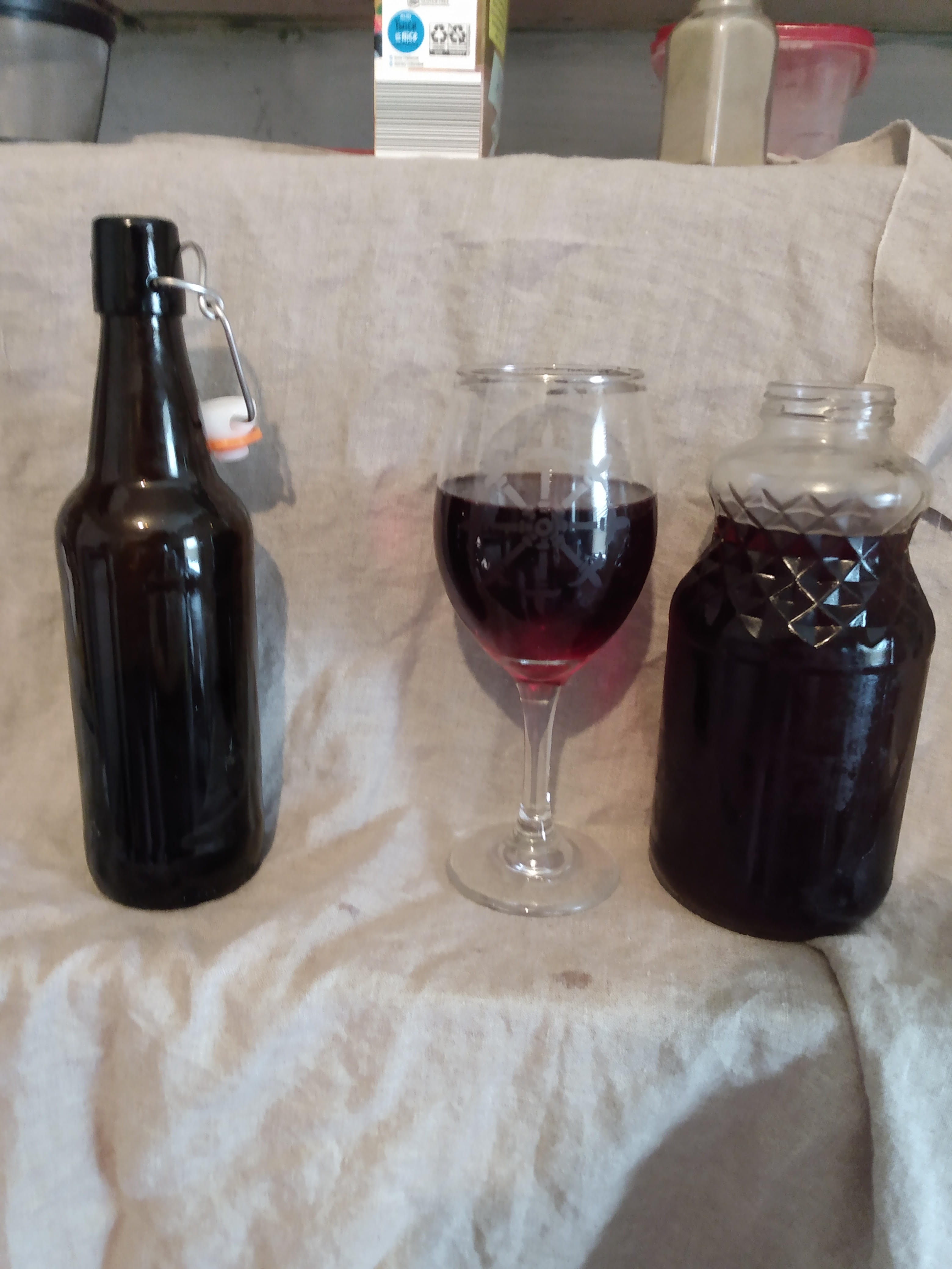 Cherry melomel (Fruited mead) Office of the Minister of Arts & Sciences