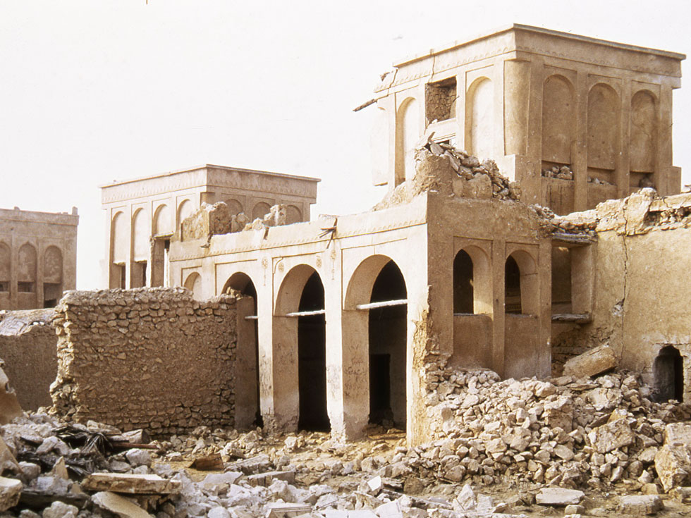 Old House in Al Wakrah AEB