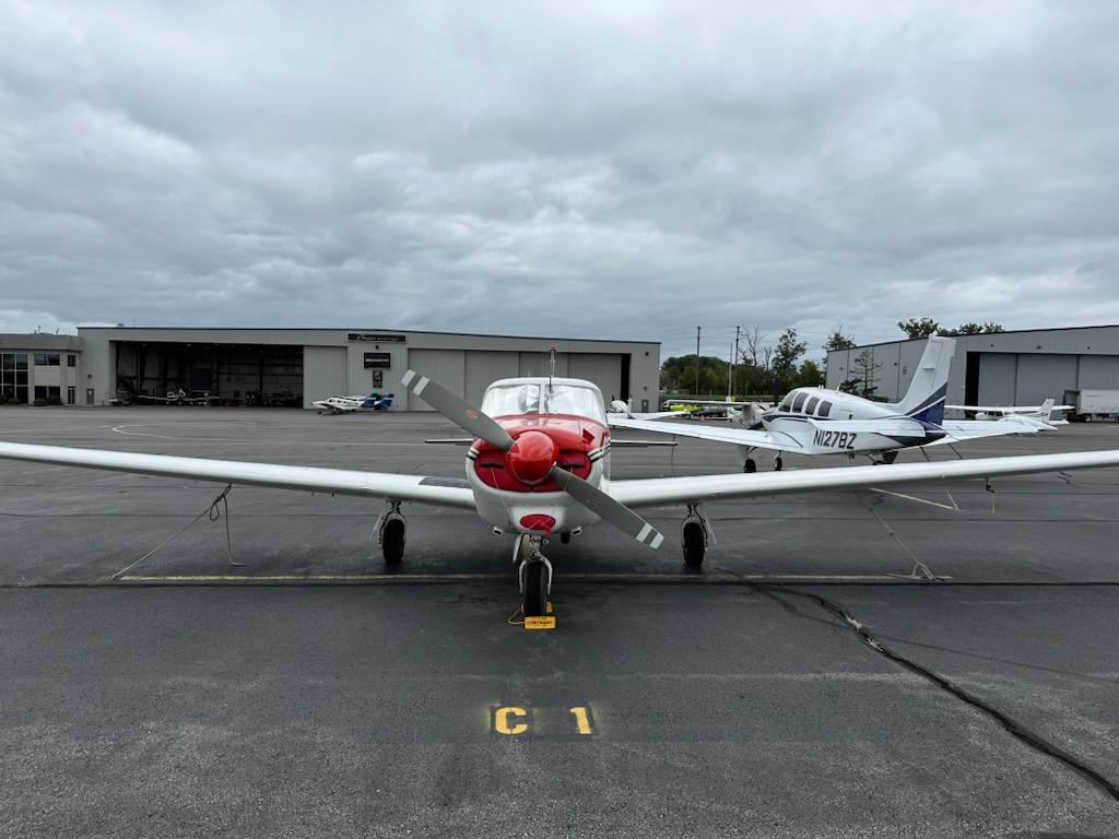 Rent a Piper Comanche N7754P Leesburg, VA