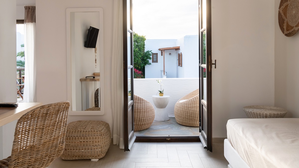 COMFORT SUITE Hotel Aella Residence Naousa Paros Island Greece