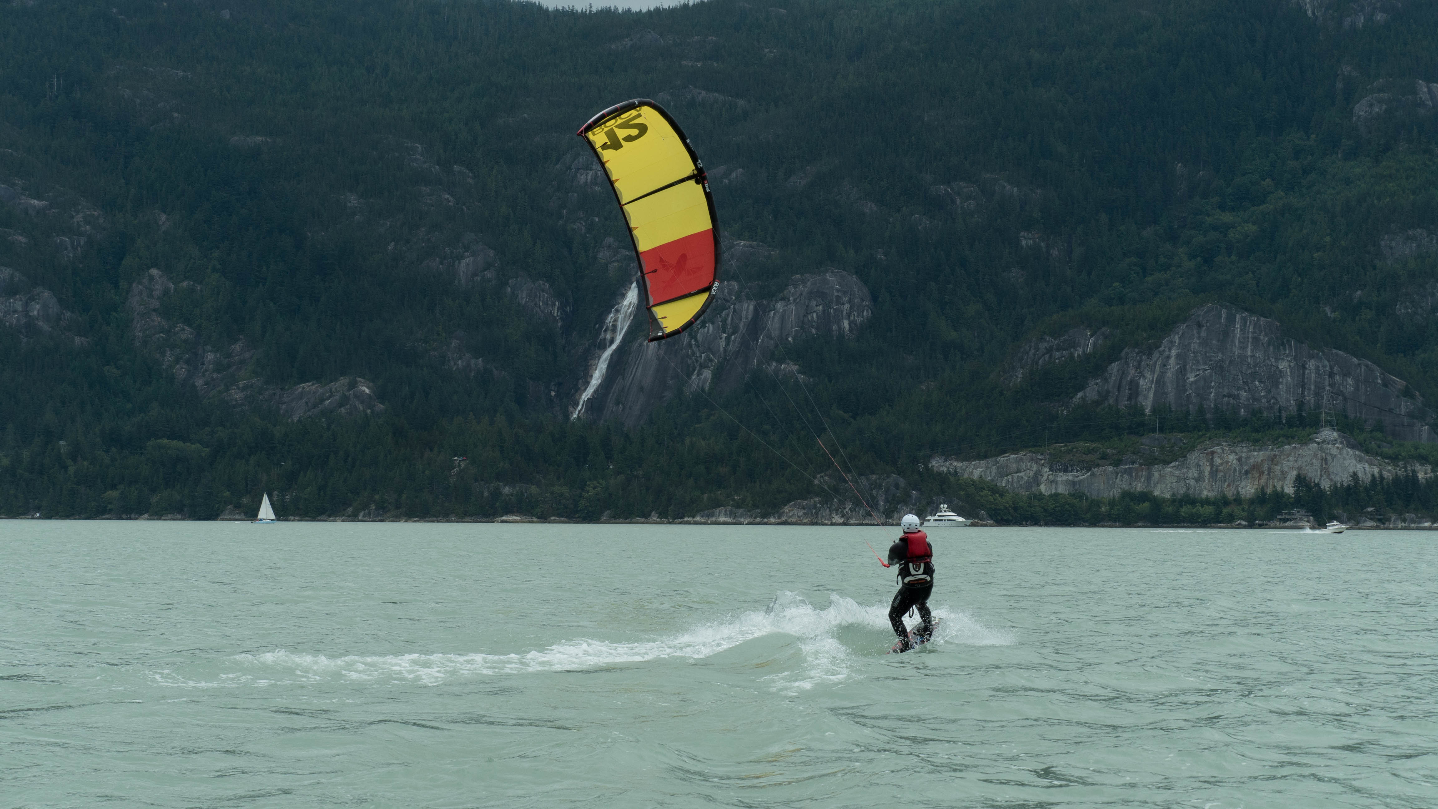 Upwind Drop Aerial Kiteboarding