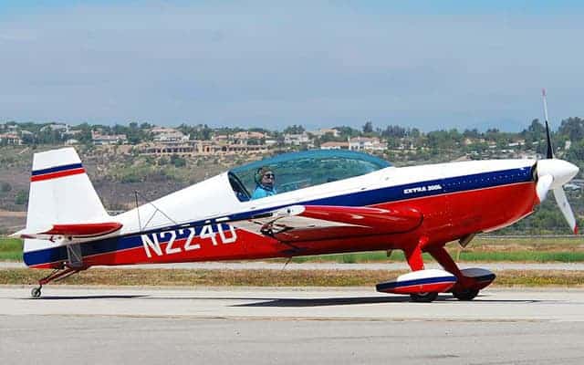 Extra EA 300L - Price, Specs, Photo Gallery, History - Aero Corner