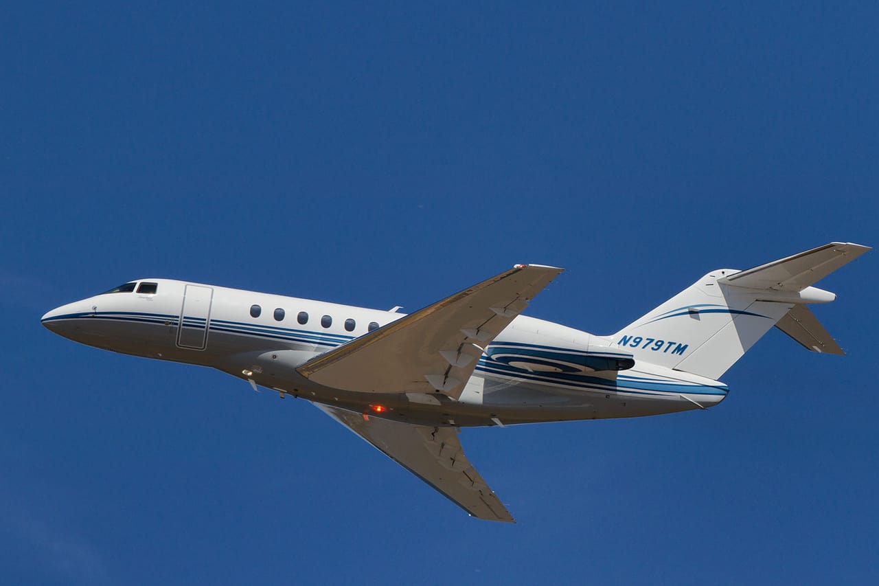 Hawker 4000 Price, Specs, Photo Gallery, History Aero Corner
