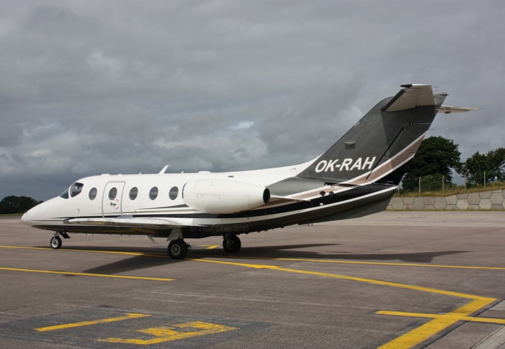 Hawker 400XP Price, Specs, Photo Gallery, History Aero Corner