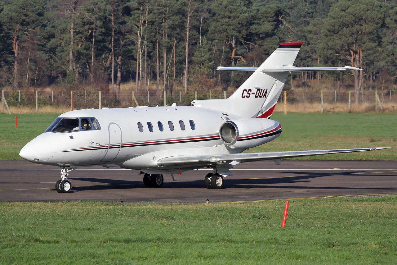 Hawker 750 Price, Specs, Photo Gallery, History Aero Corner