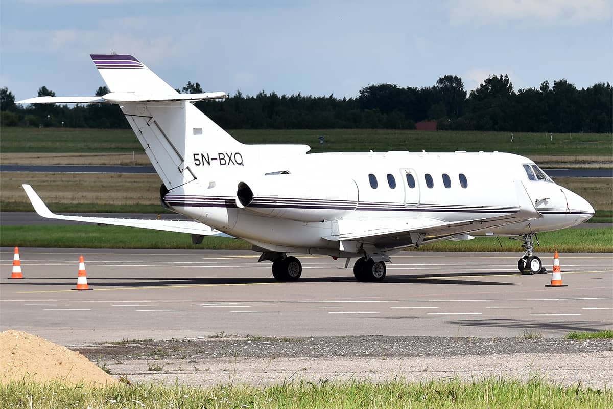 Hawker 850XP Price, Specs, Photo Gallery, History Aero Corner