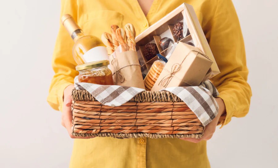 Best Wine Gift Baskets for Mother's Day Aervana