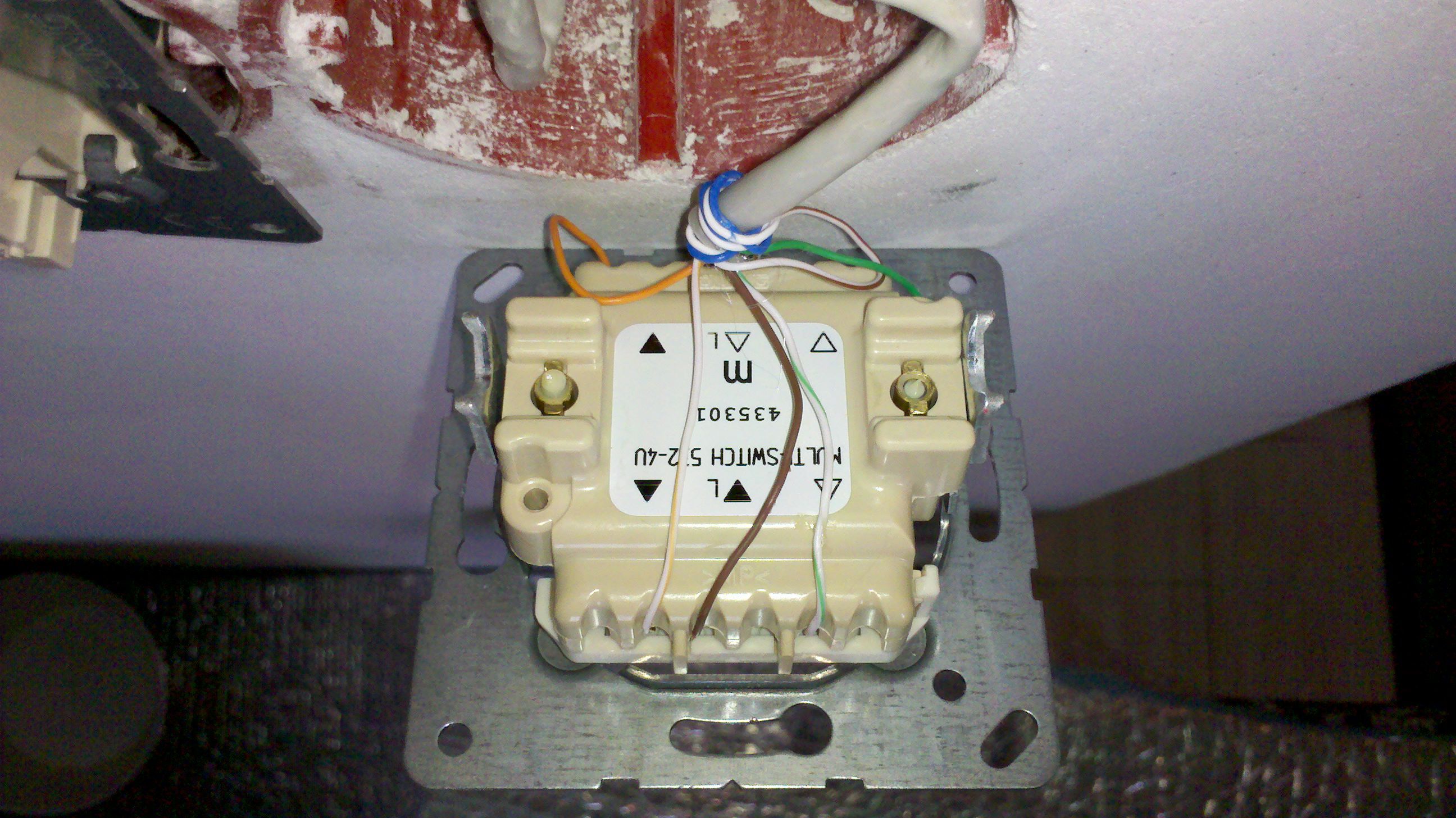 Нестандартное подключение выключателя Jung 5324U Блог Эльдара Аблаева