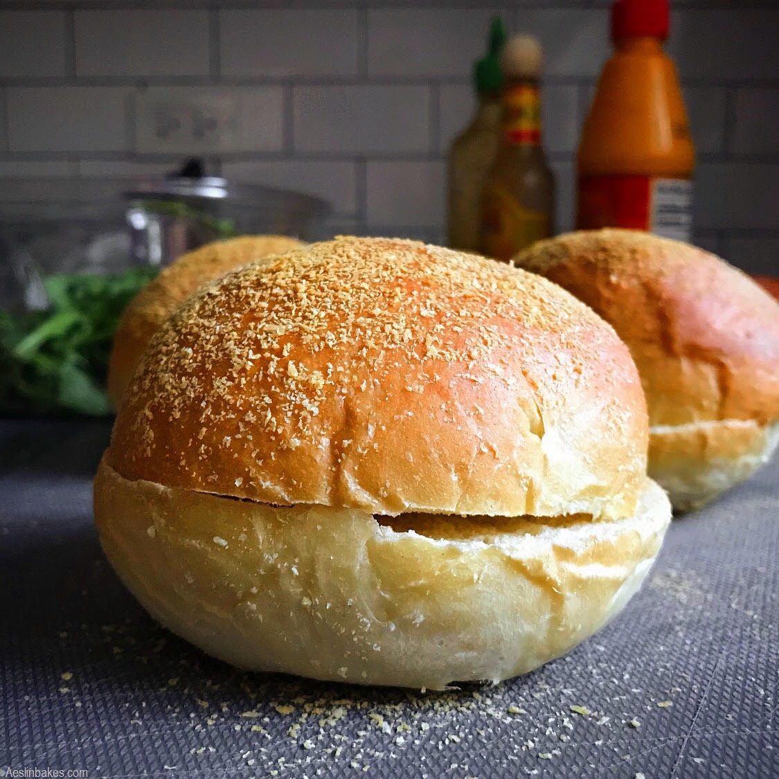 hamburger buns split