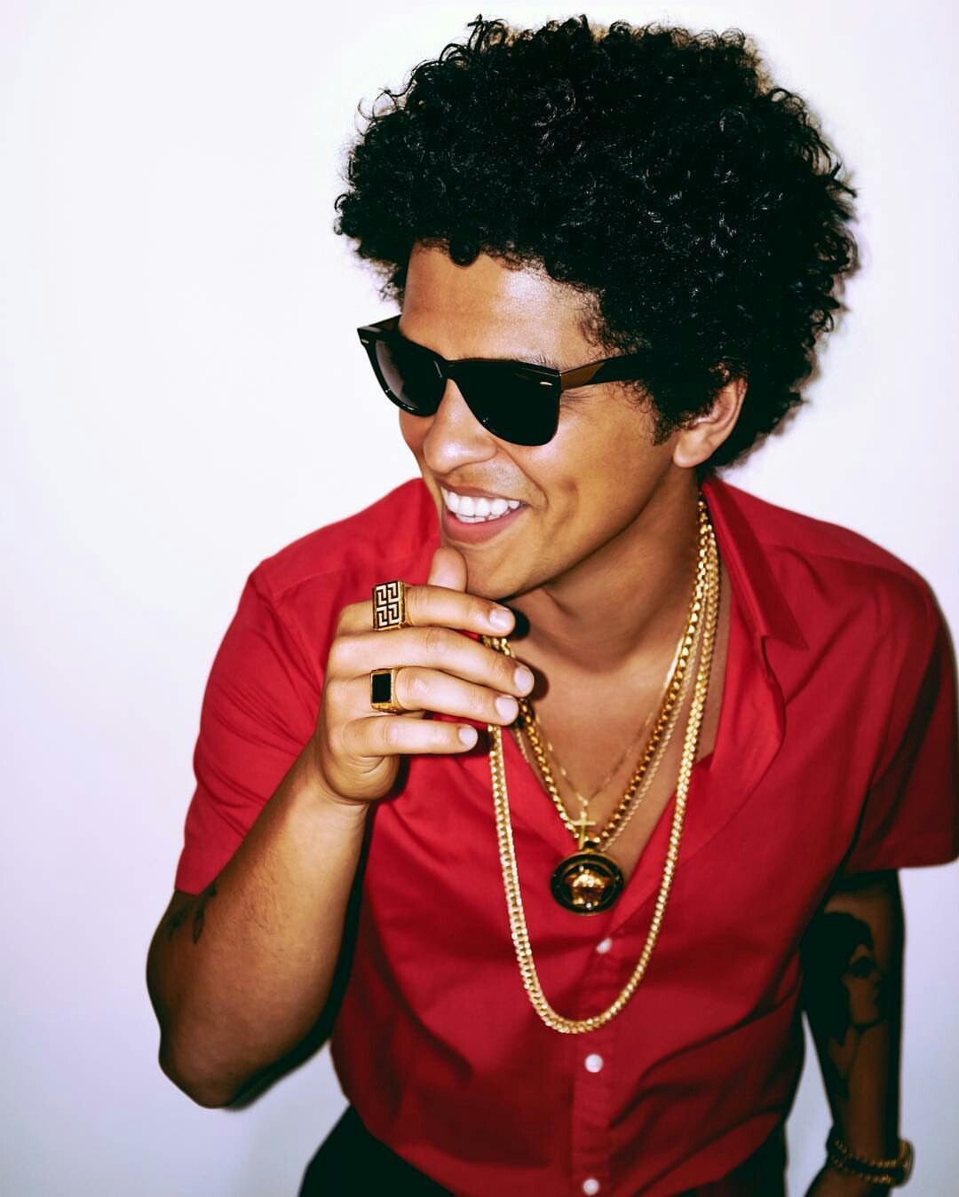 Bruno Mars Aesthetic Wallpapers 90 Backgrounds