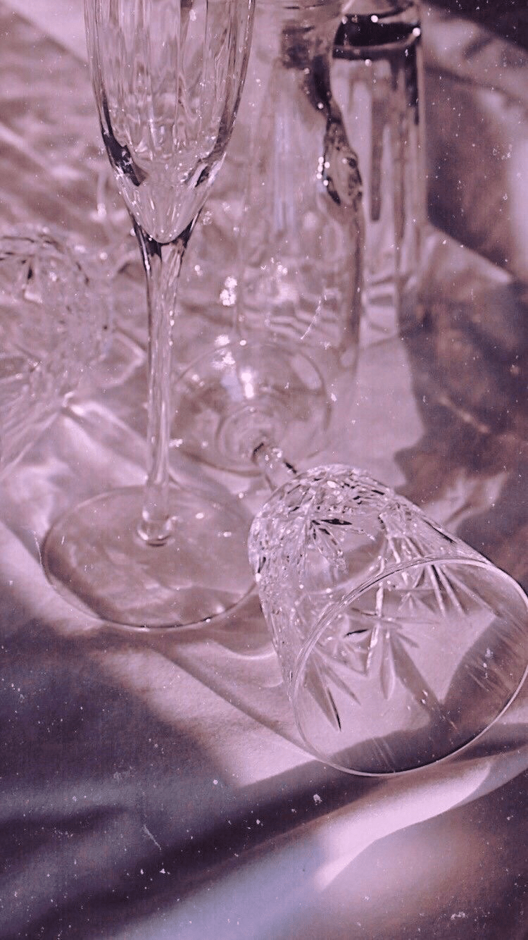 Champagne Aesthetic Wallpapers · 160+ Backgrounds 🍾🥂