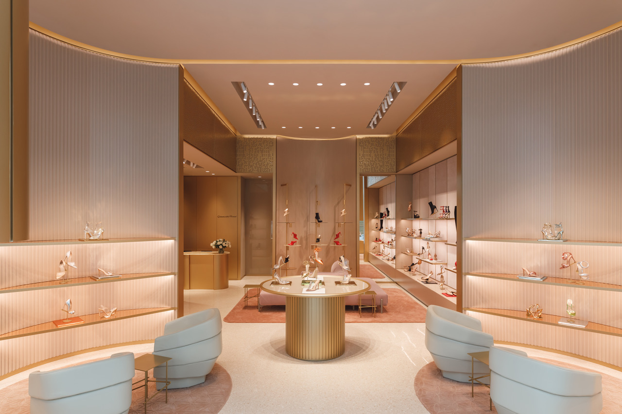 Gianvito Rossi Opens His First Store in the UAE A&E Magazine