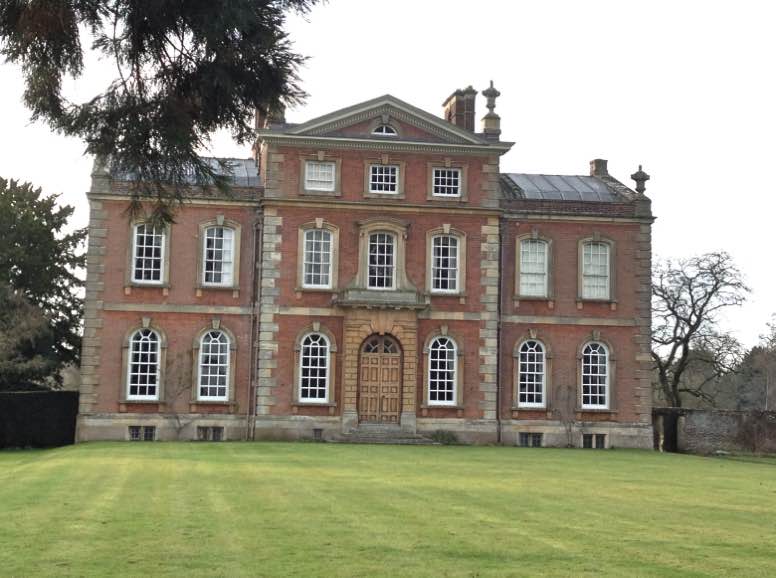 Snowdrop Sunday at Kingston Bagpuize House, Oxfordshire A family day out