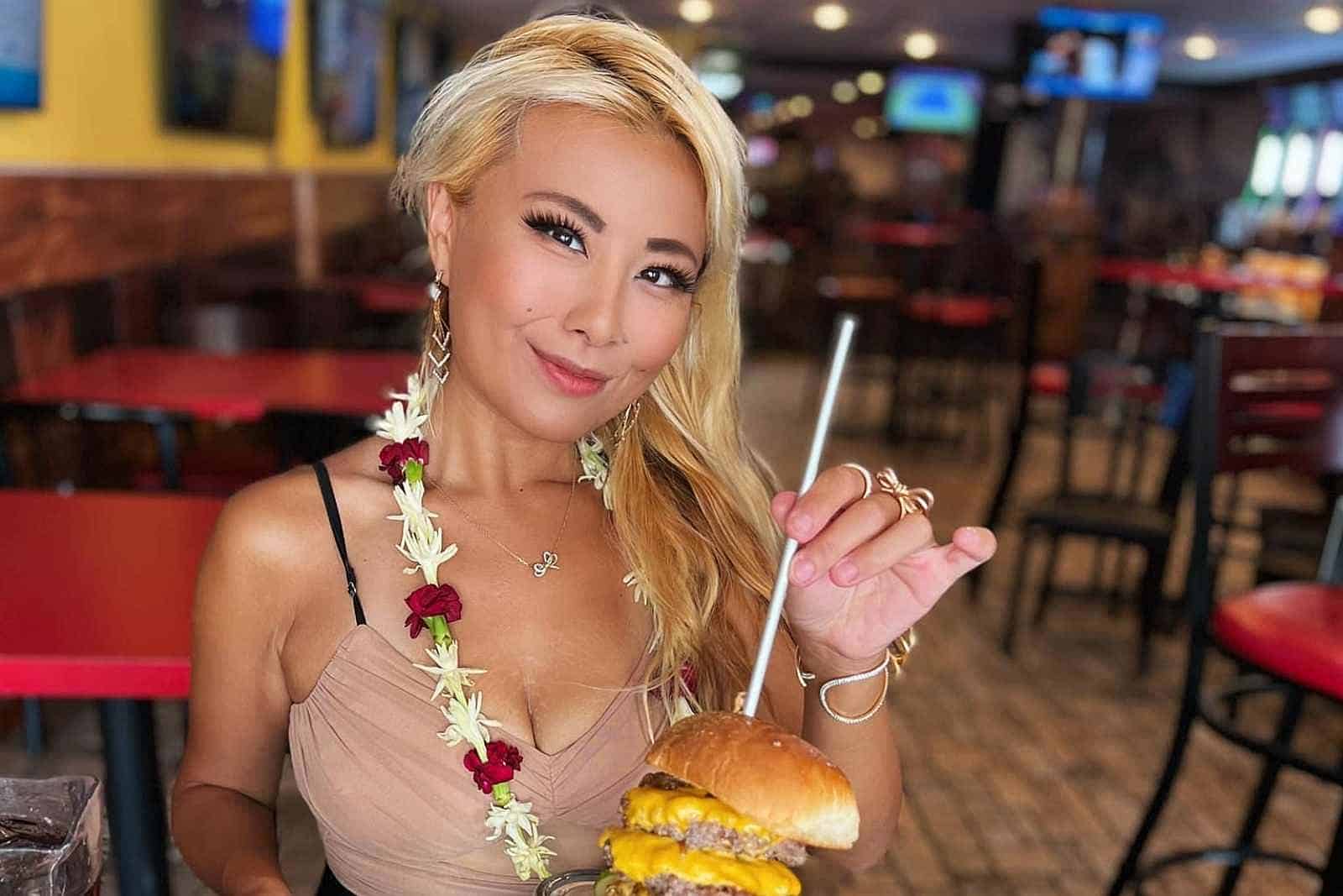 What happened with Raina Huang? Her Age, Height, Boyfriend