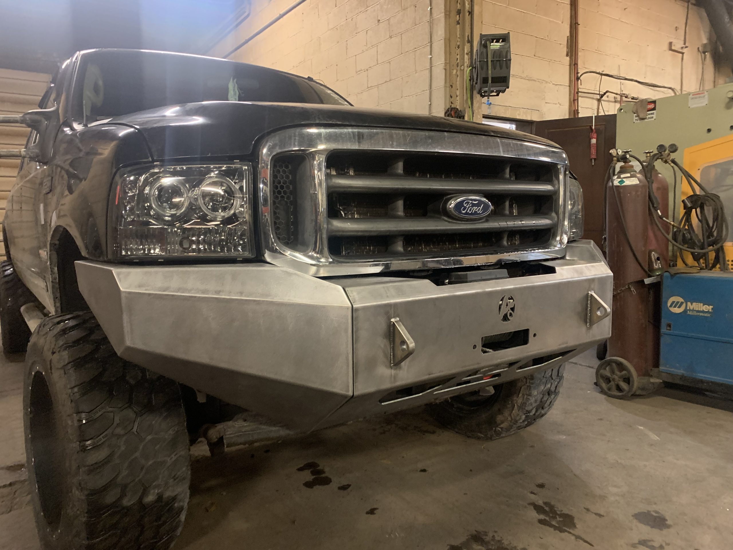 Modular Front Winch Bumper (1999-2004 Super Duty)