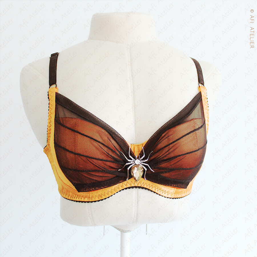 An exquisite Halloween bra