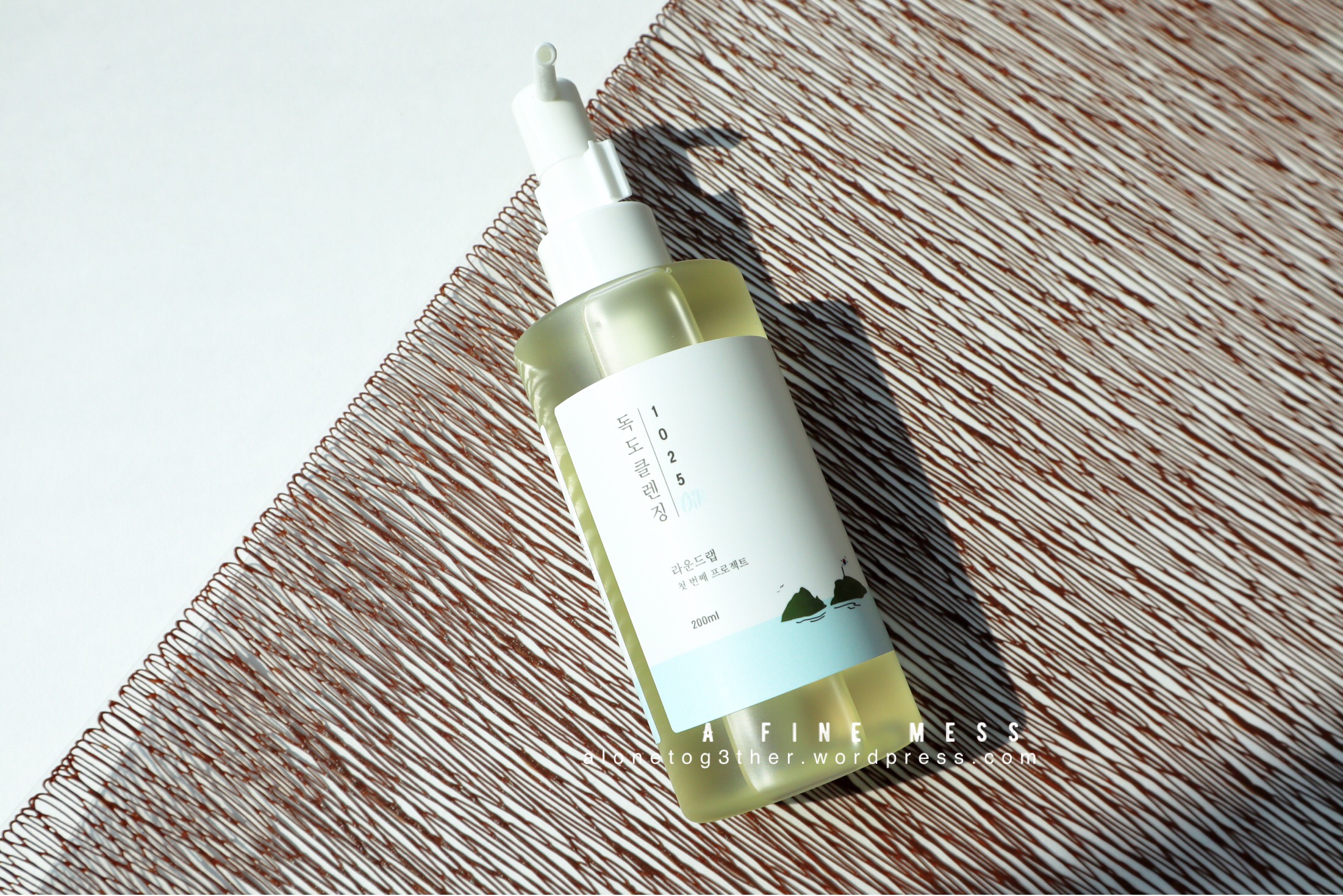 [Review] Round Lab 1025 Dokdo Cleansing Oil