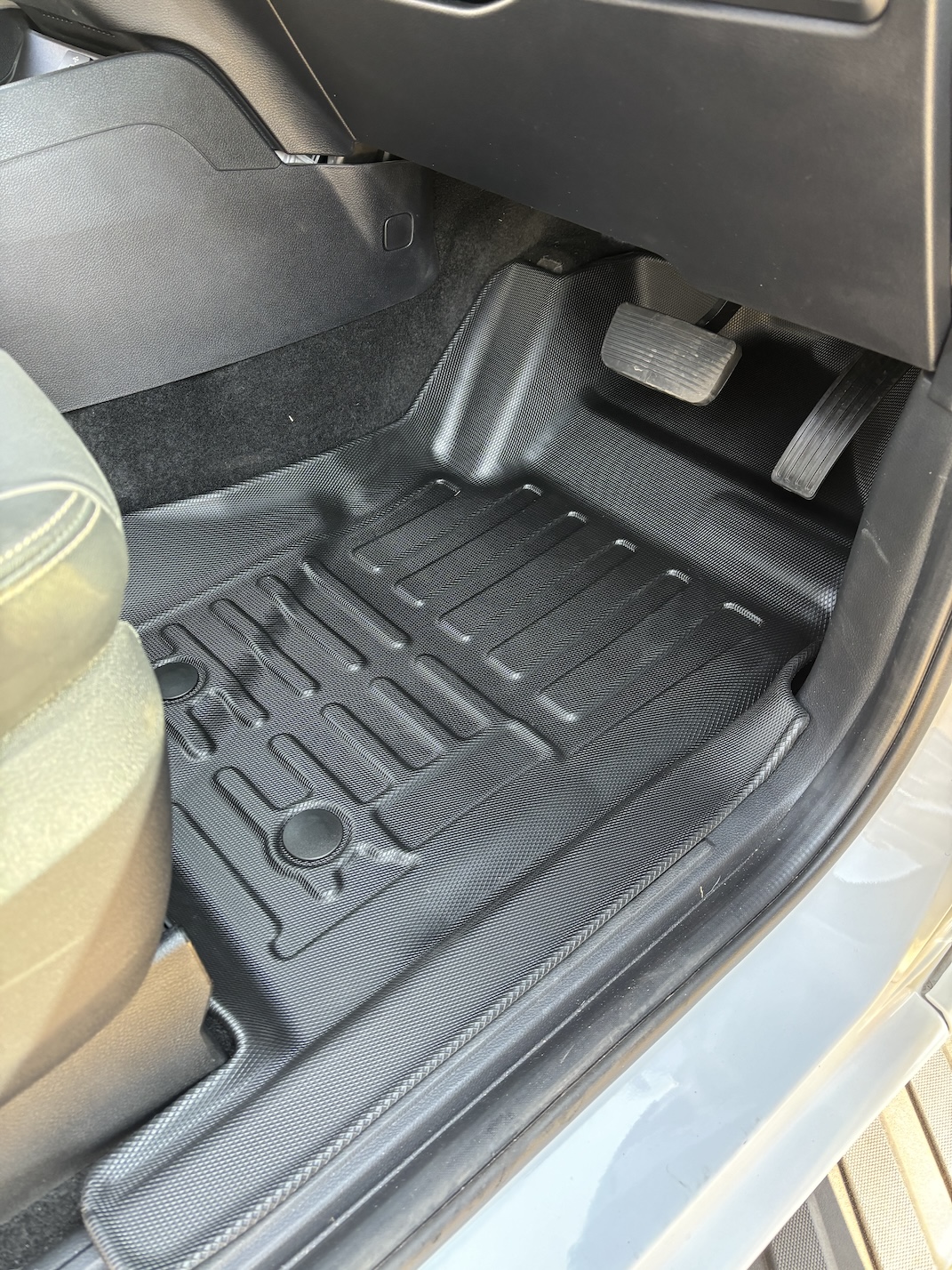 Ford Ranger Floor Mats Heavy Duty and Odourless Protection Afriboot