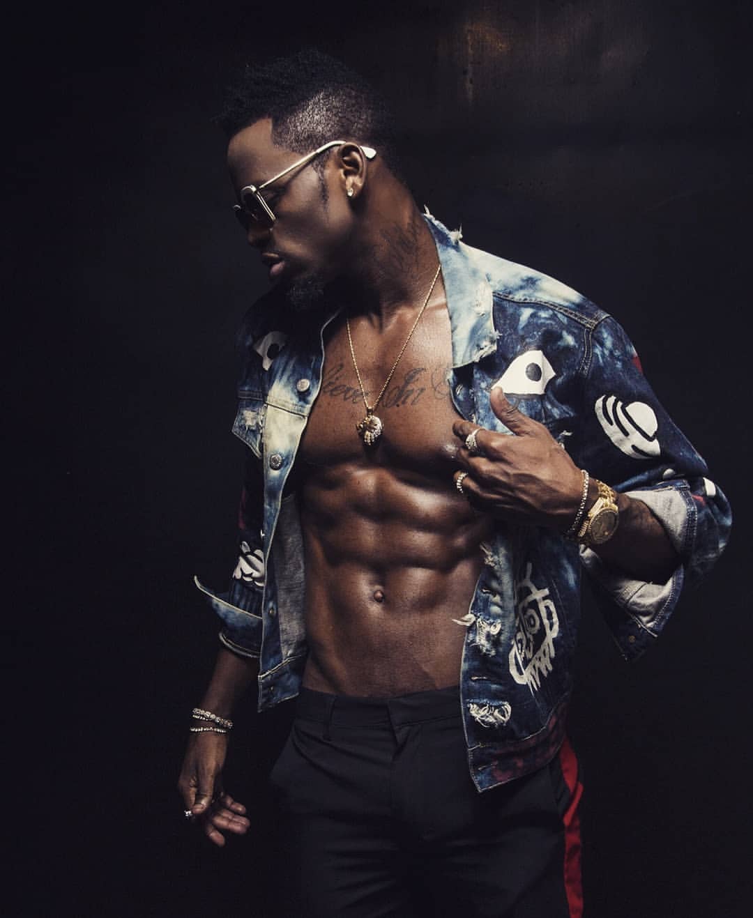 Diamond Platnumz - Eneka Lyrics | AfrikaLyrics